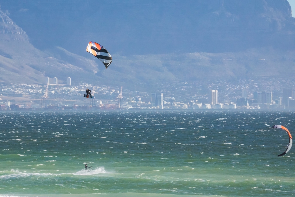 Obsession-nafukovaci kite color2 windsurfig karlin obr